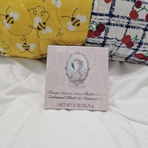 Flower Knows Swan Ballet Embossed Blush (02 Romanticism)